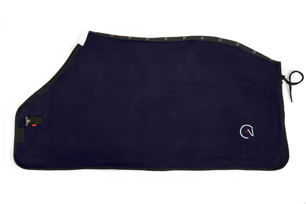 Ego 7 horsehead fleece rug